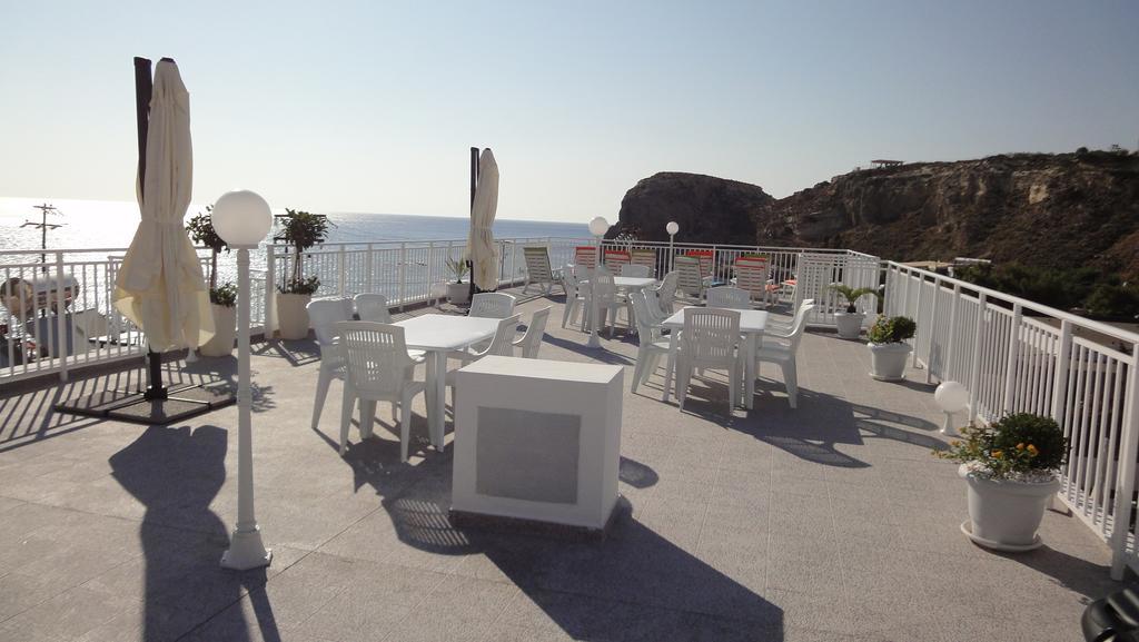 Mediterraneo Stegna Екстериор снимка